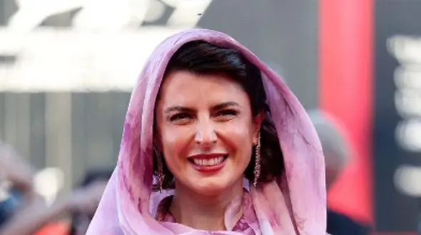 10 استایل خاص و مینیمال لیلا حاتمی، زیباترین خانم بازیگر سینمای ایران / جذابیت چهره اش در کنار این استایل ها دوچندان شده !