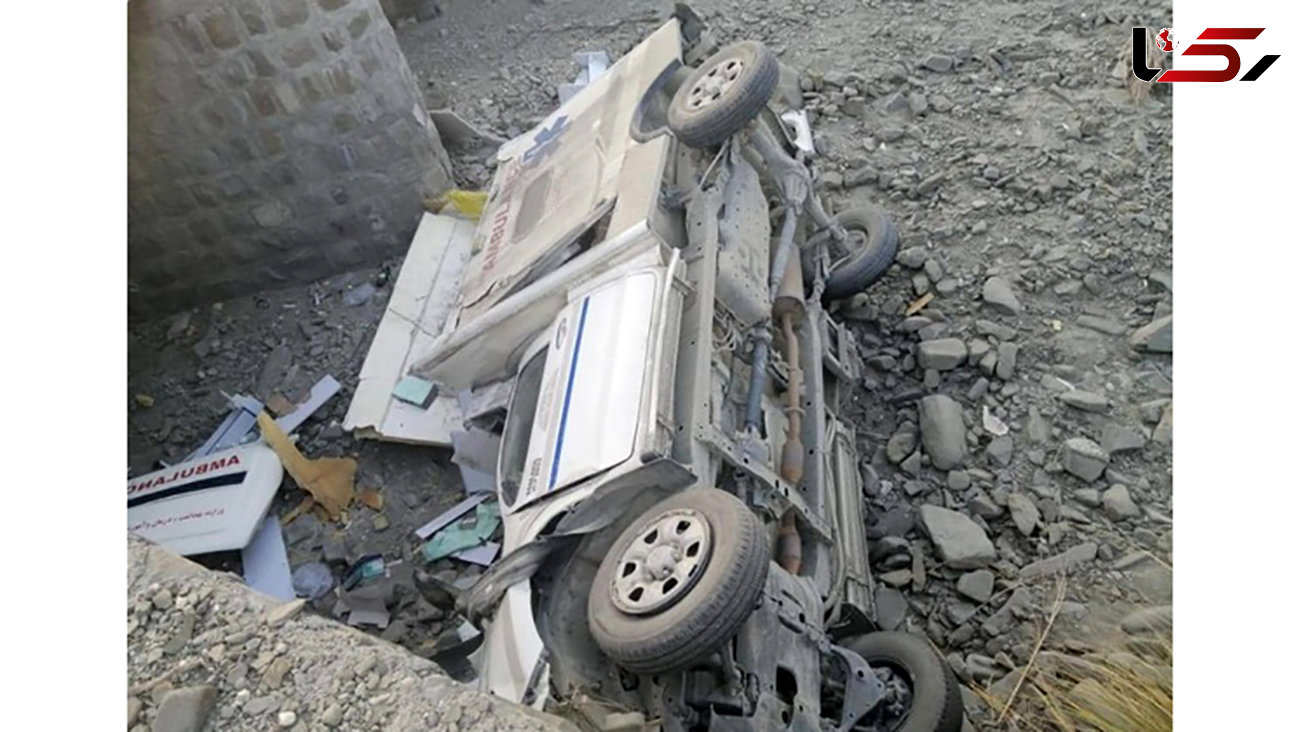  واژگونی آمبولانس بیمارستان بقیه الله / 4 تن زخمی شدند