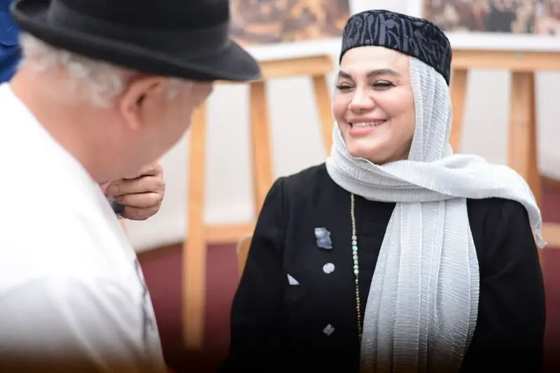 نرگس آبیار کارگردان