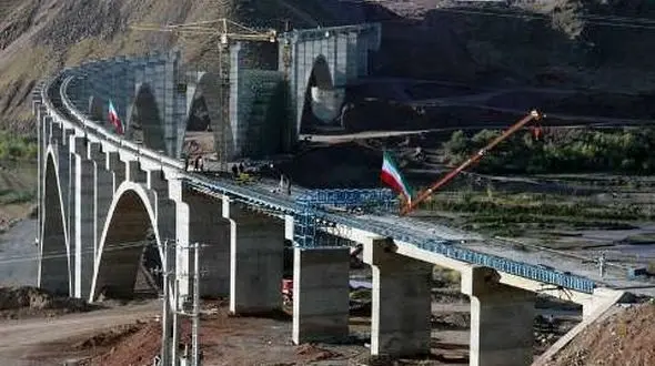 راه آهن قزوین - رشت تابستان افتتاح می شود