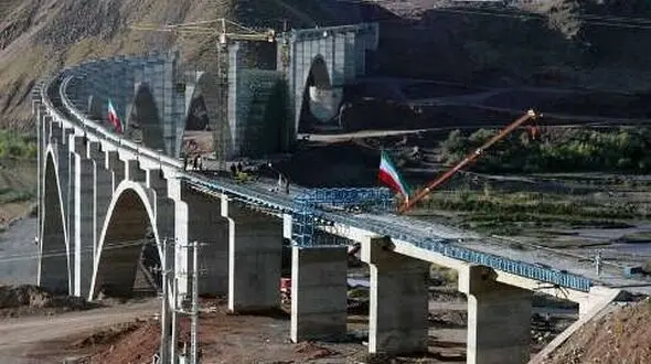 راه آهن قزوین - رشت تابستان افتتاح می شود