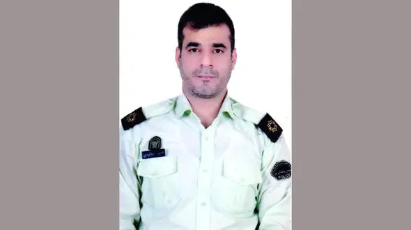 عکس مامور پلیس که در کنارک شهید شد