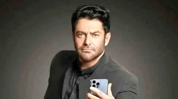 استوری تبریک خلاقانه رضا گلزار، سوپراستار سینمای ایران به مناسبت روز پدر/ بمونید برای هم