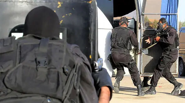 اولین فیلم از راننده اتوبوسی که در آن گروگانگیری شده بود / قم