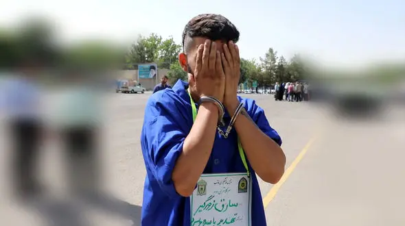 این سارق به آدم ها می چسبد/ سرقت عجیب با شیوه آقای چسب + فیلم گفتگو