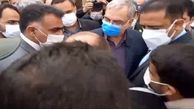 فیلم اعتراض شدید مردم دامغان به وزیر بهداشت / وزارت بهداشت: مطالبه، حق مردم است