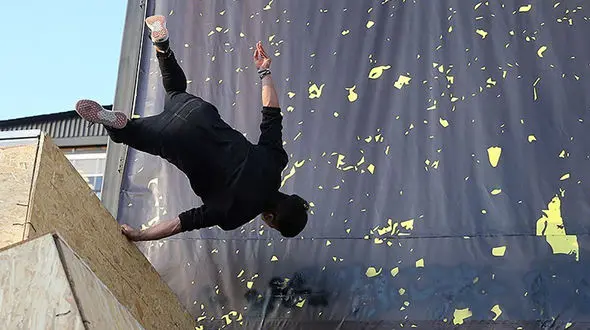 قهرمانی پارکورکار جوان ایران در رقابت‌های جهانی 