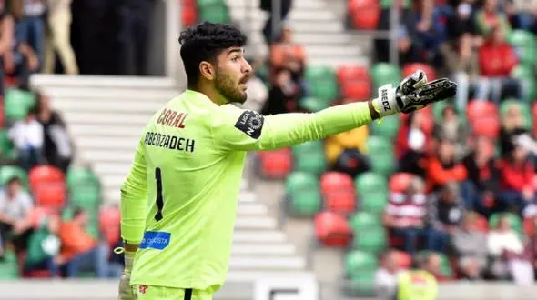 عابدزاده ضعیف‌ترین بازیکن زمین شد + عکس