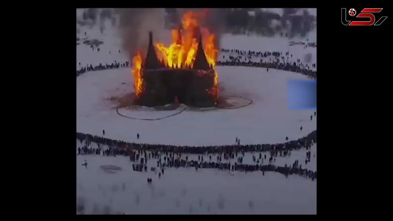 پایان جشنواره زمستانی در روسیه با سوزاندن قلعه کرونا + فیلم 
