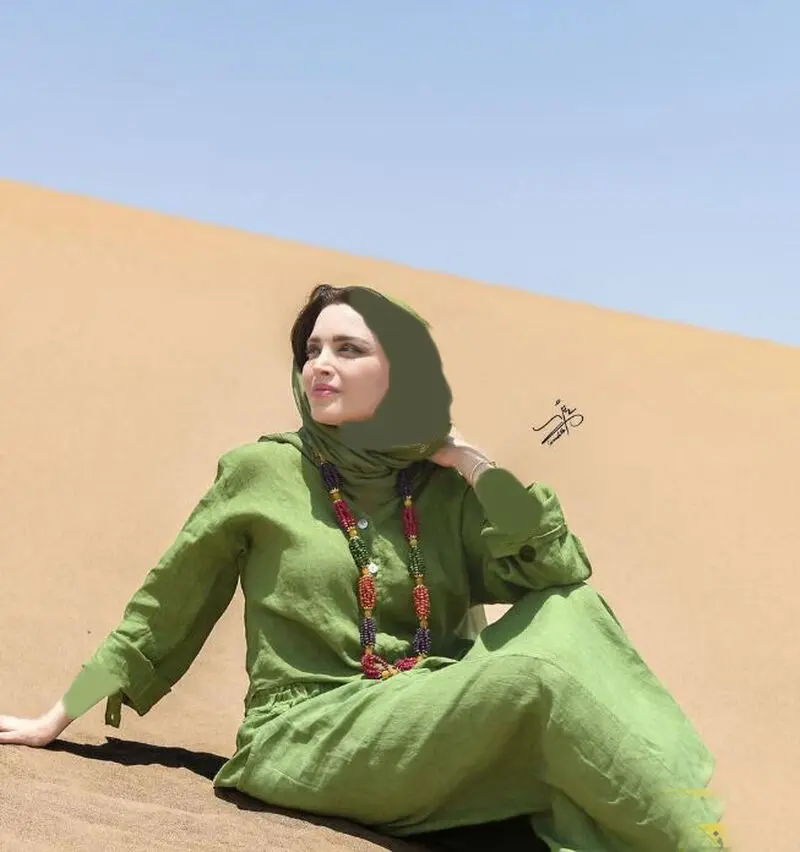 گردنبند چشم‌نواز بهنوش طباطبایی با طرح گیلاس / عکس