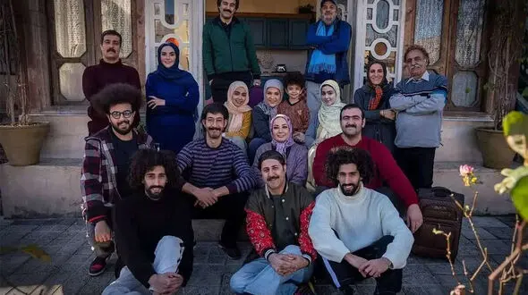 عکس پدر و مادر بازیگران پایتخت / از خانواده محسن تنابنده و ریما رامین فر تا احمد مهران فر و بهرام افشاری