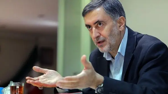 گنجی:منظور امام از جمله اقتصاد مال خر است این است که ما صرفاً برای اقتصاد قیام نکردیم/ انقلاب ایران برای شکم نیست