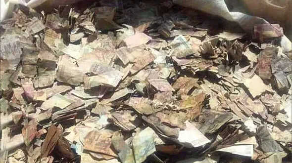 کشف ثروت پیرزن اردبیلی پس از مرگش + عکس