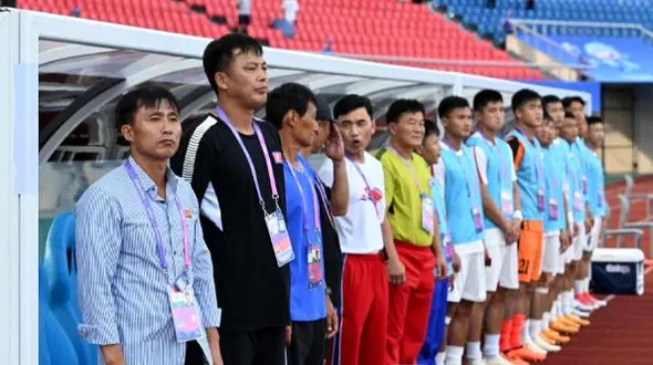 سرمربی کره شمالی : به ما گفته بودند بازی مشهد است!