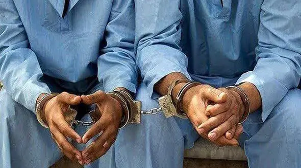 بازداشت عاملان تیراندازی  همراه با کشف سلاح و مهمات غیر مجاز در آبادان 