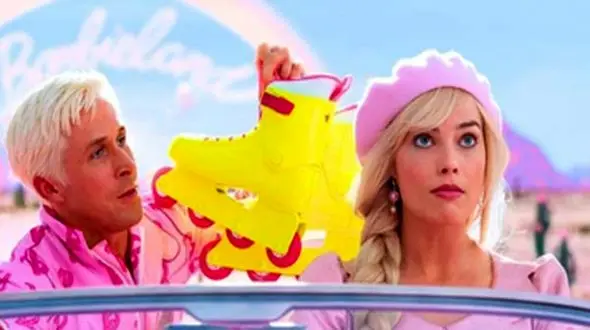 خواهران دوقلویی که هزاران دلار خرج کرده اند تا شبیه عروسک باربی شوند