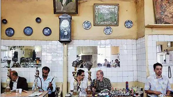 
 قهوه خانه داران از مشکلات صنفی می‌گویند / میراث فرهنگی یا پاتوق مجرمان؟
 