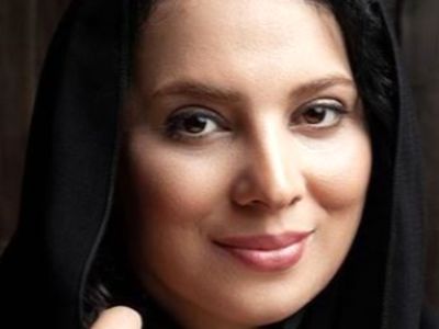 از ممنوعیت کلمه «عزیز» تا عاشقانه ترین قاب زندگی/ روشنک عجمیان در کنار همسر و دختر زیبایش