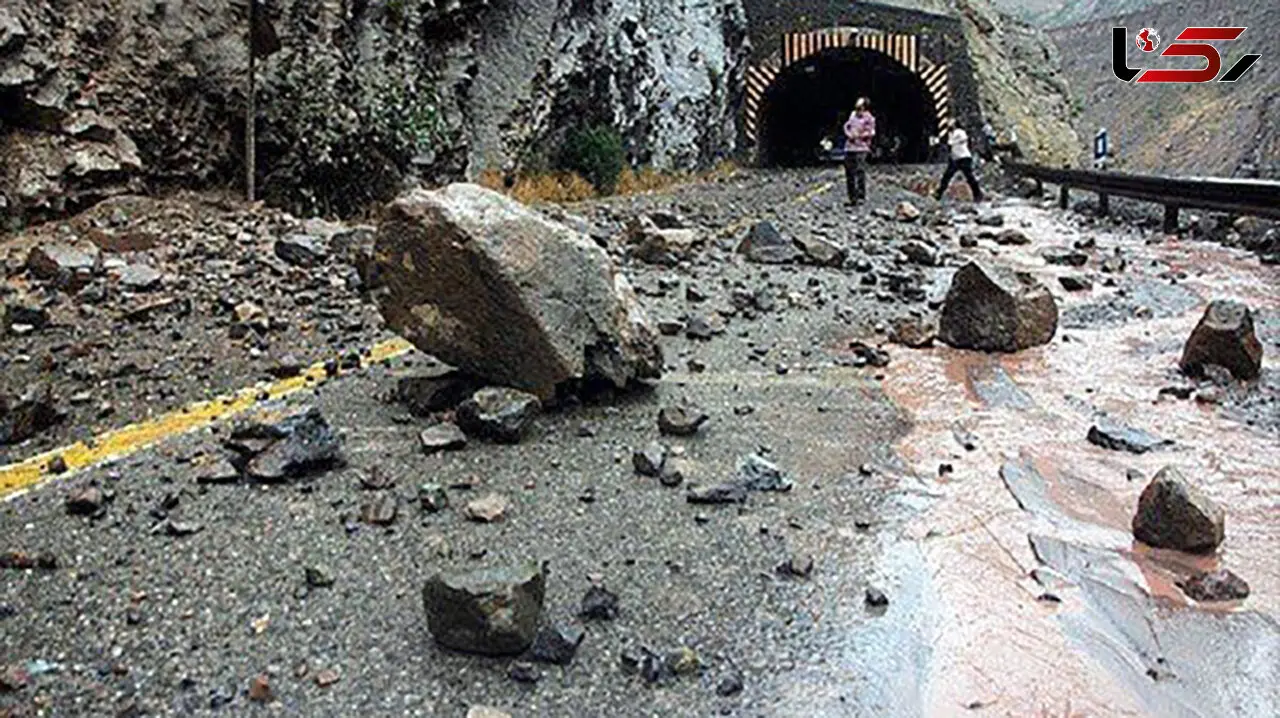 ریزش مرگبار سنگ در جاده هراز