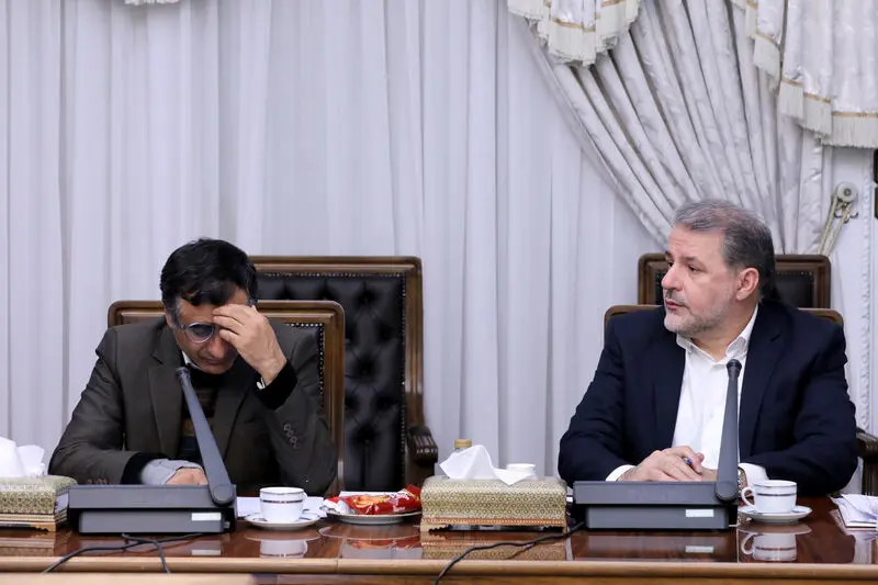جلسه تحلیل طرح‌های توسعه دریا محور