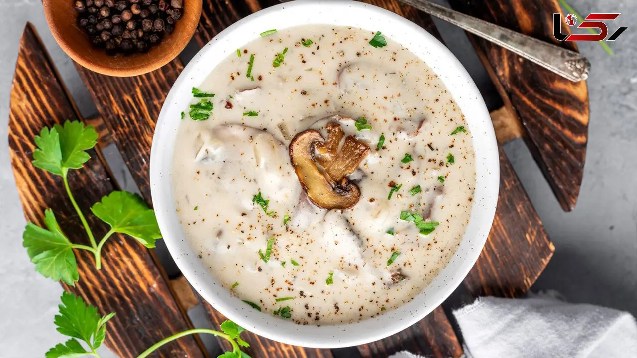 فیلم / طرز تهیه سوپ خوشمزه شیر و قارچ یک دسر دلپذیر برای فصل سرد