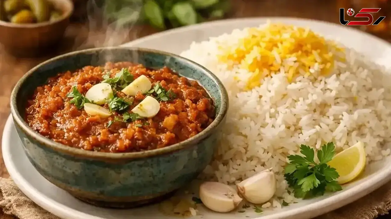 طرز تهیه میرزا قاسمی اصیل گیلانی؛ از کبابی کردن بادمجان تا سرو با برنج