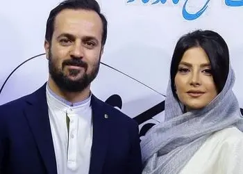 فیلم/ تذکر حجاب احمد مهران فر، ارسطوی سریال پایتخت به همسرش در میان سیل جمعیت