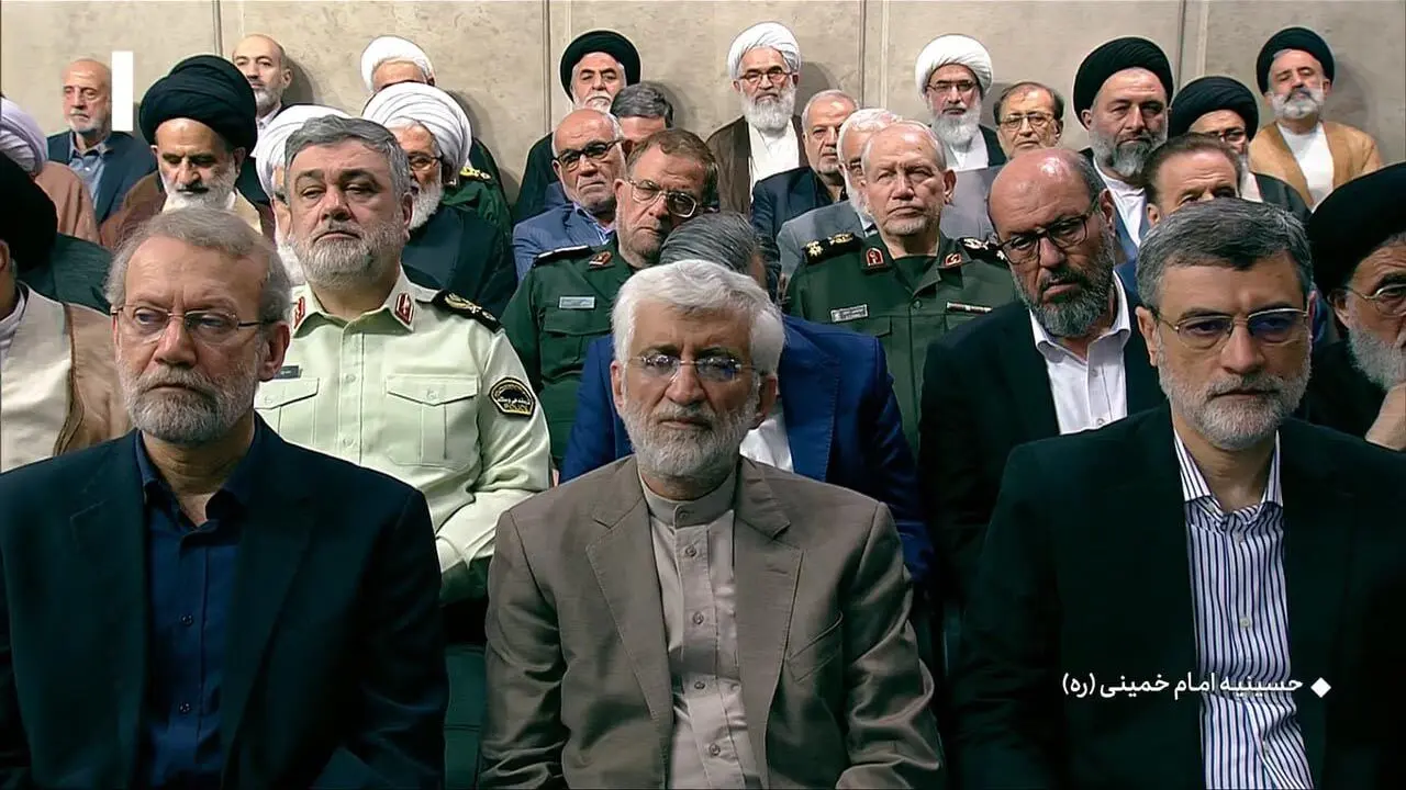 مراسم تنفیذ حکم ریاست جمهوری دکتر مسعود پزشکیان نهمین رییس جمهور ایران توسط حضرت آیت الله خامنه ای رهبر معظم انقلاب اسلامی 1403/5/7