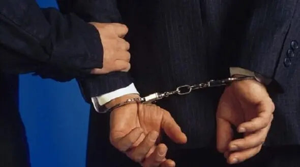 رسوایی فساد در شهرداری / بازداشت 3 کارمند در فروش پنهانی گازوئیل