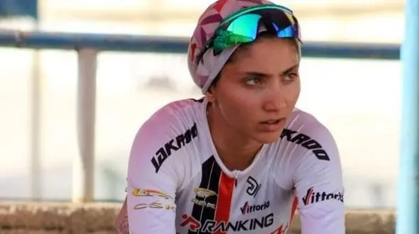 
هلال‌احمر برای درمان بانوی ملی پوش دوچرخه‌سوار اعلام آمادگی کرد/آریانا بیرانوند دچار سوختگی شدید شده است
