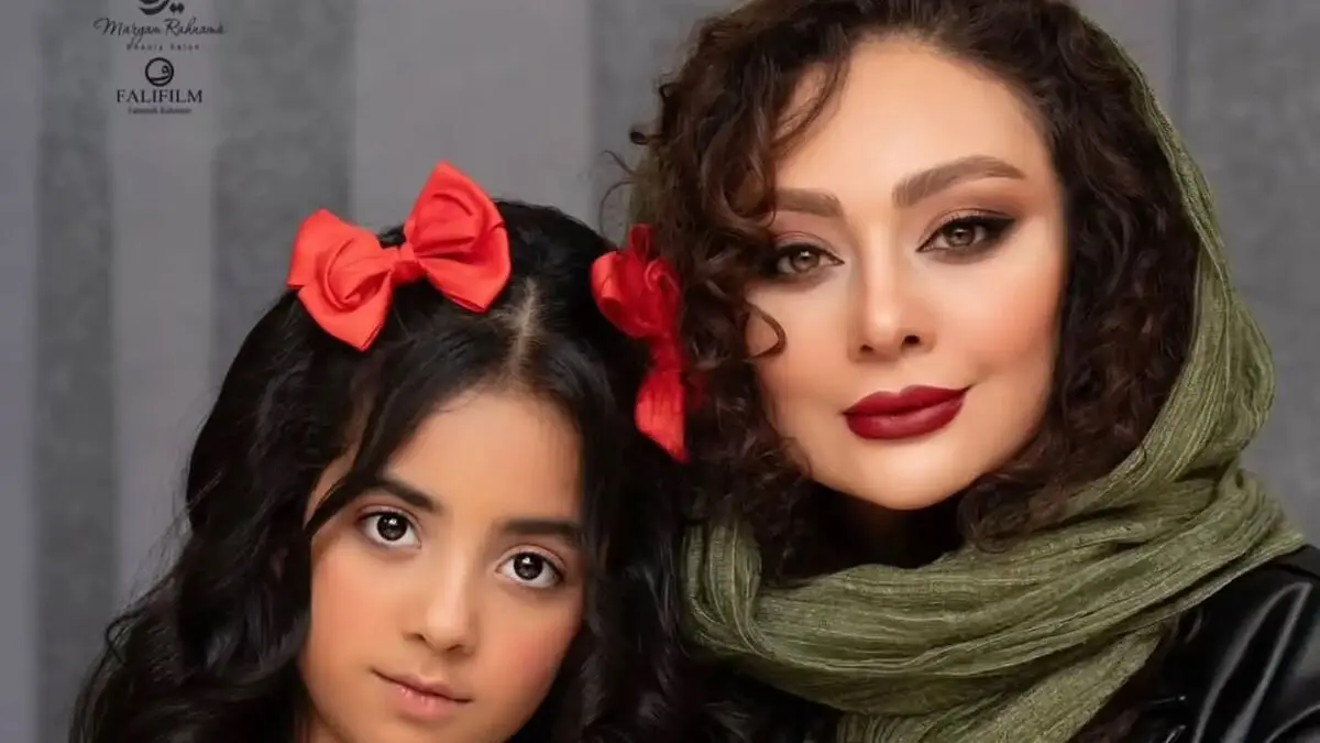 خجالت کشیدن یکتا ناصر از حرف های دخترش وسط نشست خبری / همه زدند زیر خنده !