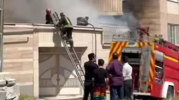 وقوع آتش‌سوزی بر اثر خرابی کولر گازی در ولیعصر تبریز