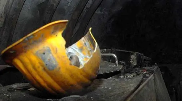 زنده به گور شدن مرد یزدی در ریزش وحشتناک معدن!