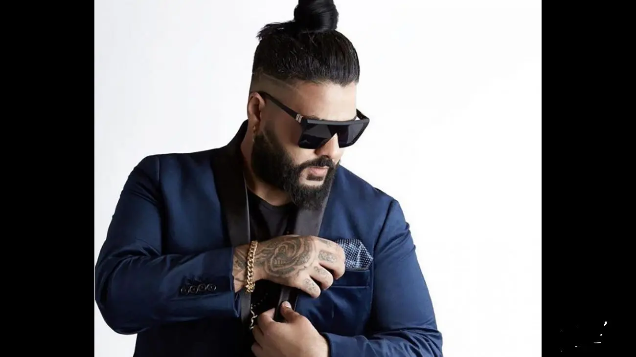 فیلم / ساسی مانکن به غلط کردن افتاد! / بی شرف  گفتن های مردم کار دستش داد !