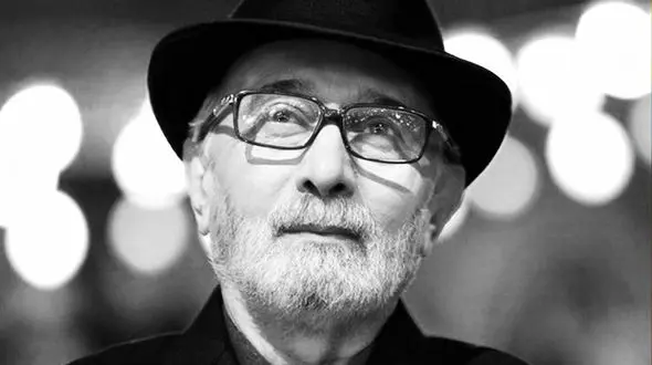 پورحسینی درکنارهمسرش به‌خاک سپرده می‌شود + عکس