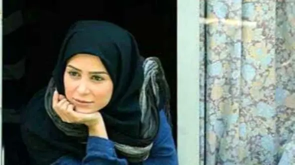 فیلم/ الناز حبیبی: در حقم مردونگی کنین.../ بیاین خواستگاریم.../ بازیگر سریال دودکش رسما از پسر موردعلاقه اش خواستگاری کرد!