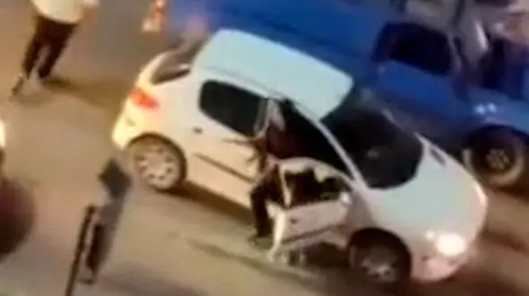 فیلم / مرد کلاشینکف به دست جاده پلیس تحت تعقیب ویژه پلیس / واکنش فرمانده انتظامی چالوس