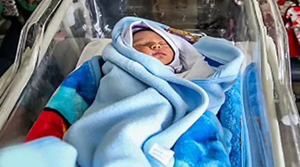 فروش یک میلیونی جنین در شکم مادر+عکس