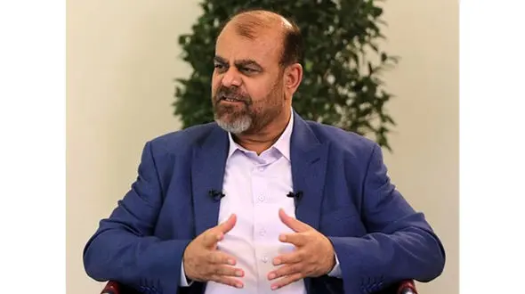 جنجال عکس های رستم قاسمی و همسر دومش در خارج ! / واکنش مسئول دفتر وزیر راه
