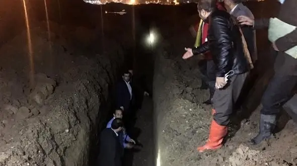  کشف اشیای تاریخی در محل پروژه احداث زیرگذر شوش!