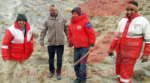 عباس 14 ساله از جدال با 6 گرگ گرسنه گفت / 8 ساعت زوزه و چشمان براق مرا محاصره کرده بود + عکس