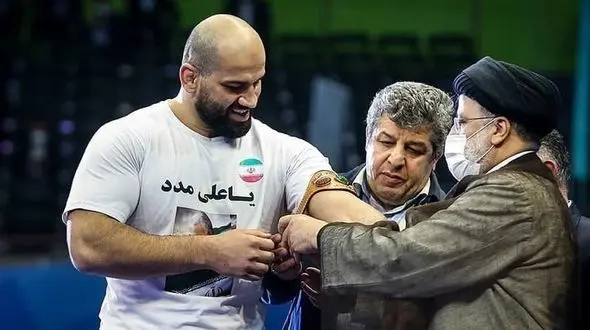 آئین اهدای بازوبند پهلوانی سال ۱۴۰۰ 