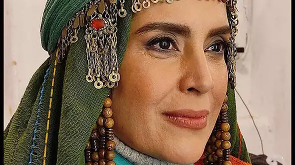 عکس جالب نازنین فراهانی و حمیدرضا پگاه ستاره های دو سریال محبوب مستوران و آوای باران