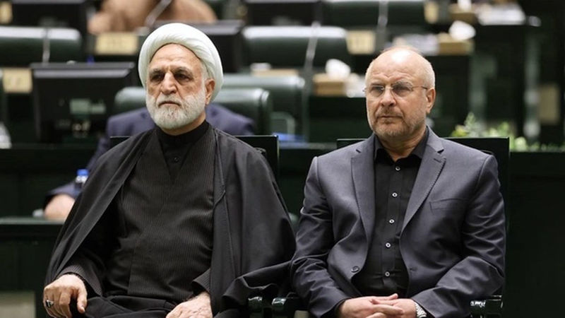 محمد باقر قالیباف رییس مجلس و حجت الاسلام محسنی اژ ه ای رییس قوه قضائیه نشست مشترک مجلس و قوه قضائیه برگزار شد
