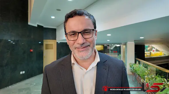 قوه قضائیه باید قاطعانه منابع پنهان بانک آینده را به بیت‌ المال بازگرداند