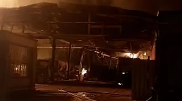 از آتش‌سوزی در یکی از مخازن سوخت پالایشگاه شوشتر تا  سقوط گوسفندان از کوه