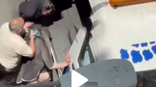 فیلم تلخ برخورد خشونت‌آمیز با مددجویان / روایت امروز از یک صحنه دردناک