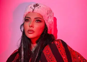 فیلم / لیلا اوتادی :خواننده حرفه ای آواز هستم ! /  سبک هایده و معین را دنبال می کنم !