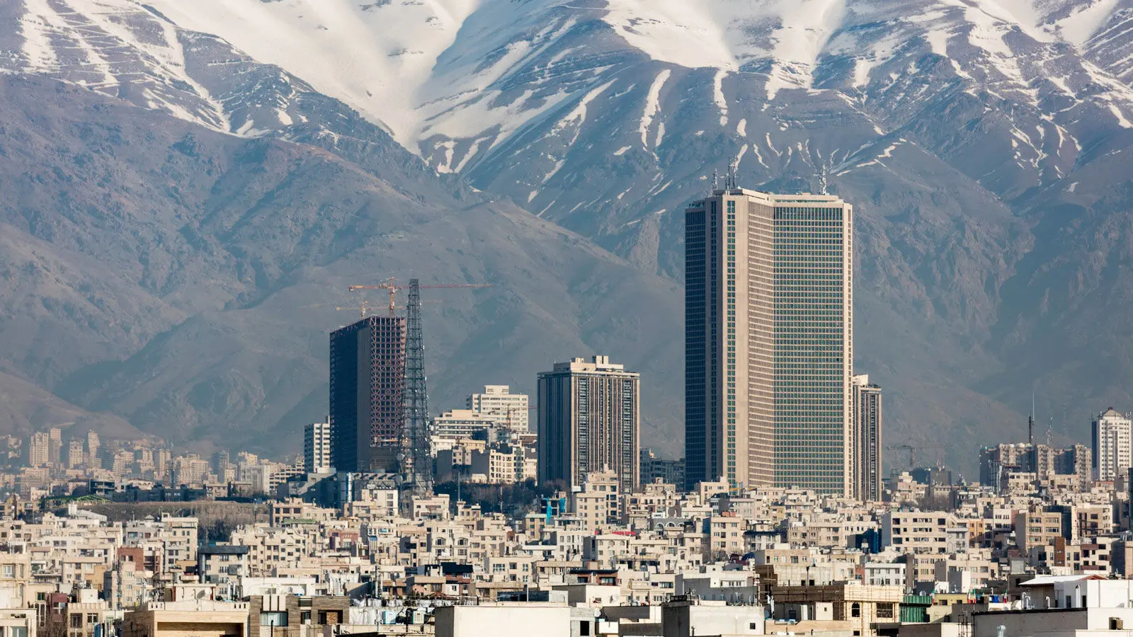آمار خانه خالی های ایران دو برابر میانگین جهانی/ مجلس نگران وضعیت مستاجران نیست