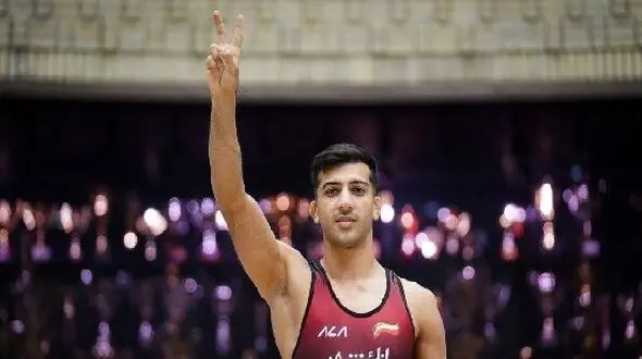 فیلم کولاک محمدمهدی کشتکار در قهرمانی جهان / پدیده کشتی فرنگی به نیمه نهایی رسید